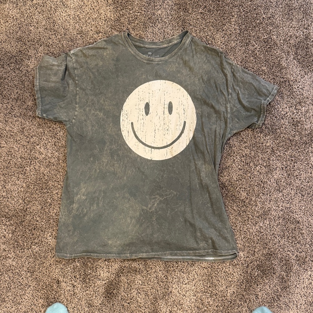Smiley Face Gray T-Shirt
